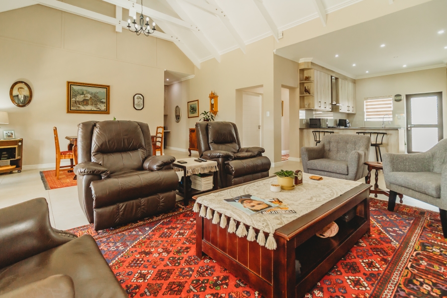 3 Bedroom Property for Sale in Kraaibosch Country Estate Western Cape